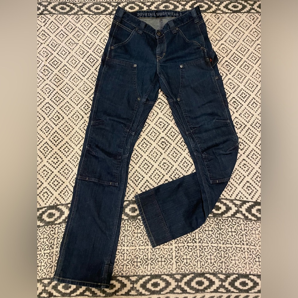 Dovetail women’s workwear Britt utility jeans in indigo blue. Size 8 inseam 32.